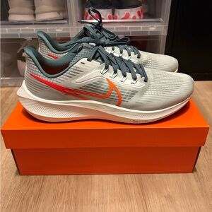 Nike Men's Air Zoom Pegasus 39